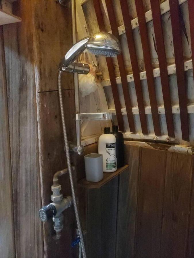 Bembridge Harbour Yurt - Log Burner - Wifi Villa Dış mekan fotoğraf